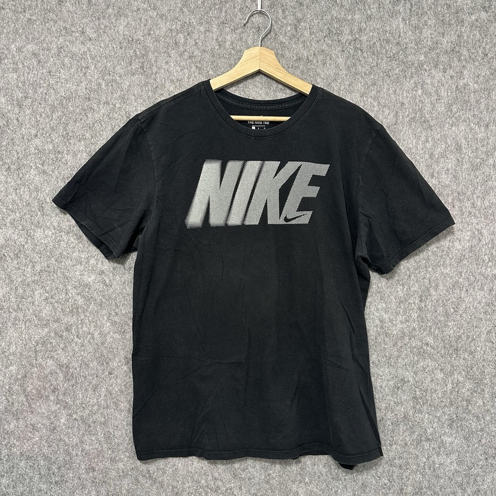 Nike Men's‎ Athletic Cut T-Shirt Black Large Graphic Logo Tee